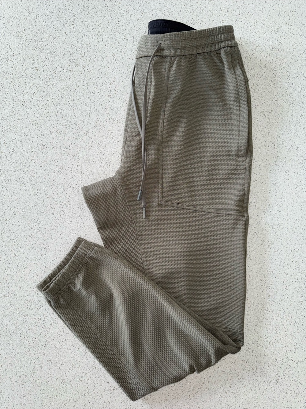 Lululemon Relaxed Fit Training Jogger